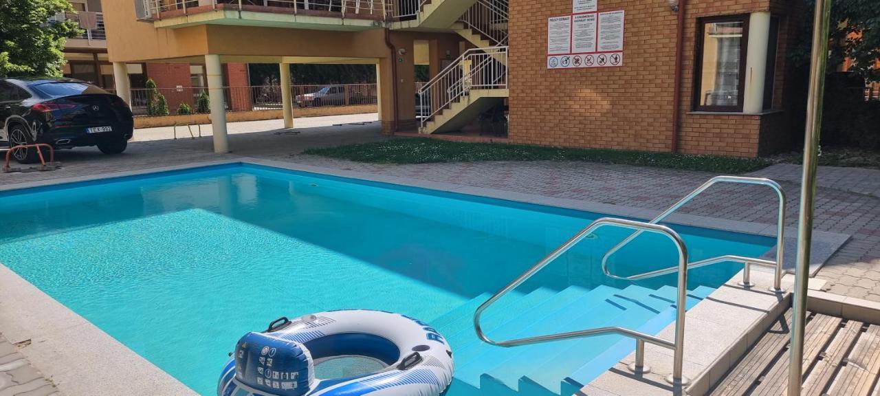 Apartman For 4 Siófok Esterno foto